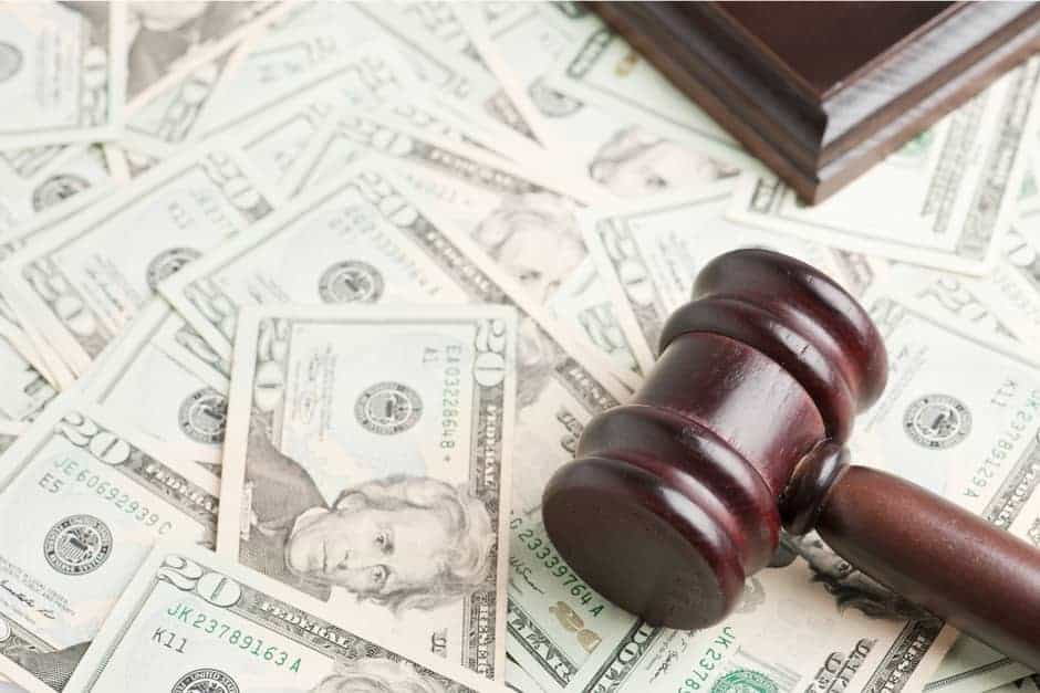 Money Making Tips to Help Pay For Your Law Degree