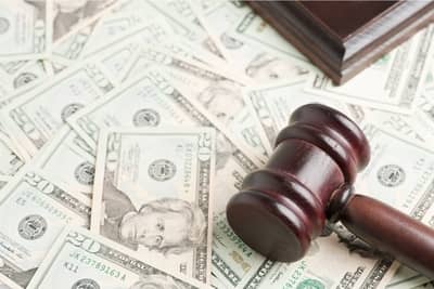 9 Easy Ways To Make Money While in Law School