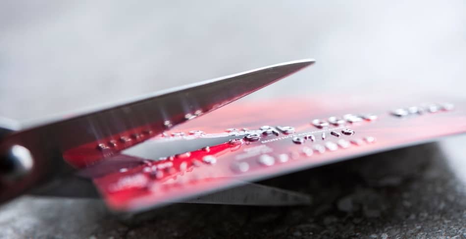 do-credit-cards-expire-on-the-first-or-last-of-the-month