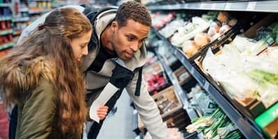 6 Super Clever Tips for Grocery Shopping with Roommates